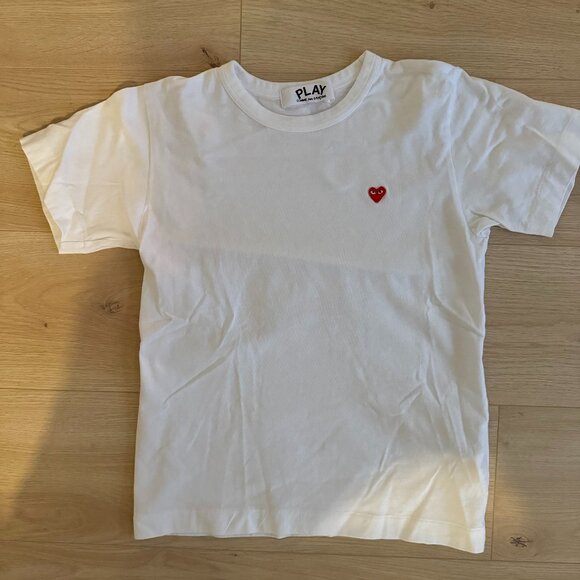 Comme des Garcons PLAY Play Mini Embroidered Heart T-shirt, White, Size: M - Picture 1 of 2